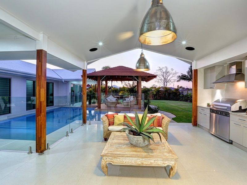 10 Aquarius Drive, Bargara QLD 4670