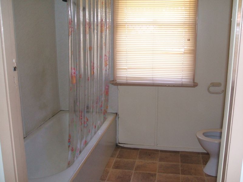 98 Woongarra Street, Bundaberg West QLD 4670