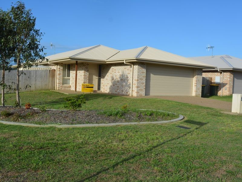 64 Neville Drive, Branyan QLD 4670