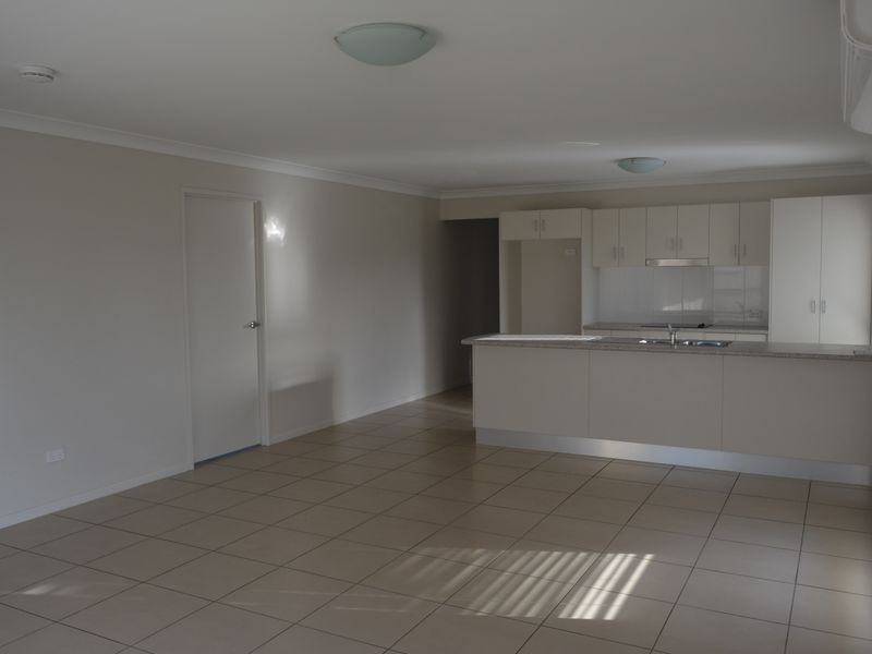 64 Neville Drive, Branyan QLD 4670