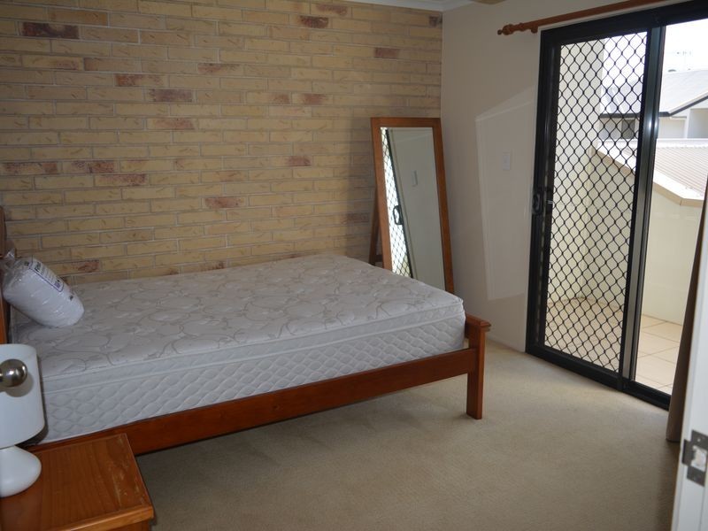 8/6 McIlwraith Street, Bundaberg South QLD 4670