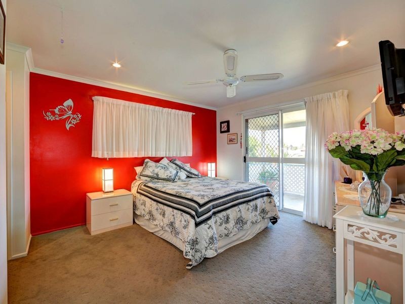 8 Bluewater Drive, Elliott Heads QLD 4670