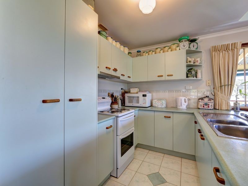 27 Trevors Road, Bargara QLD 4670