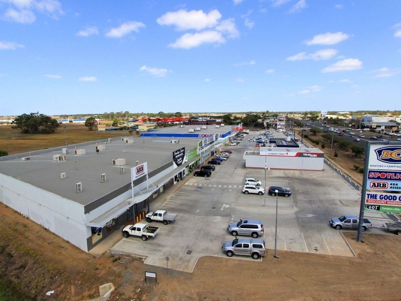 2 Johanna Boulevard, Kensington QLD 4670