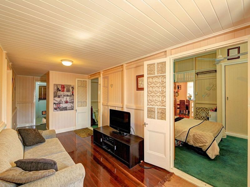 92 Lamb Street, Walkervale QLD 4670