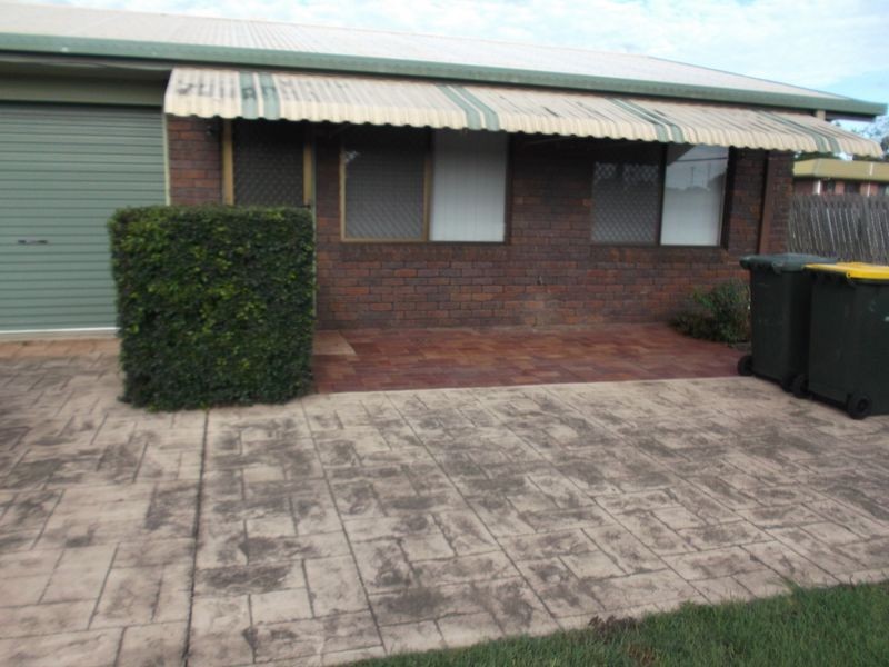 2/62 Duffy Street, Millbank QLD 4670