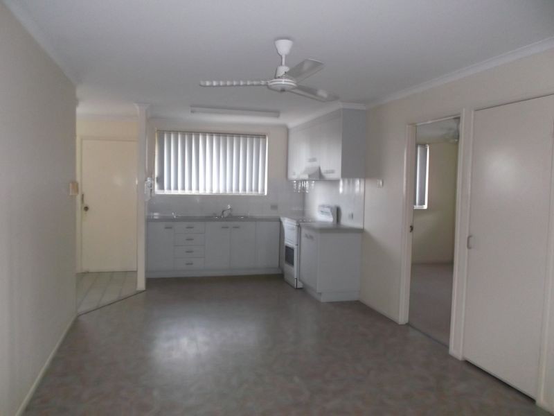 2/62 Duffy Street, Millbank QLD 4670