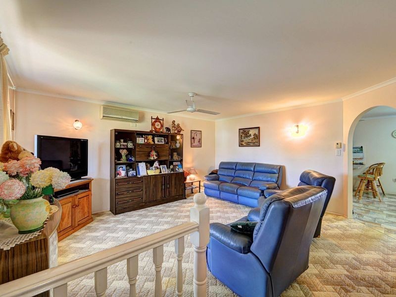 7 Keast St, Kepnock QLD 4670