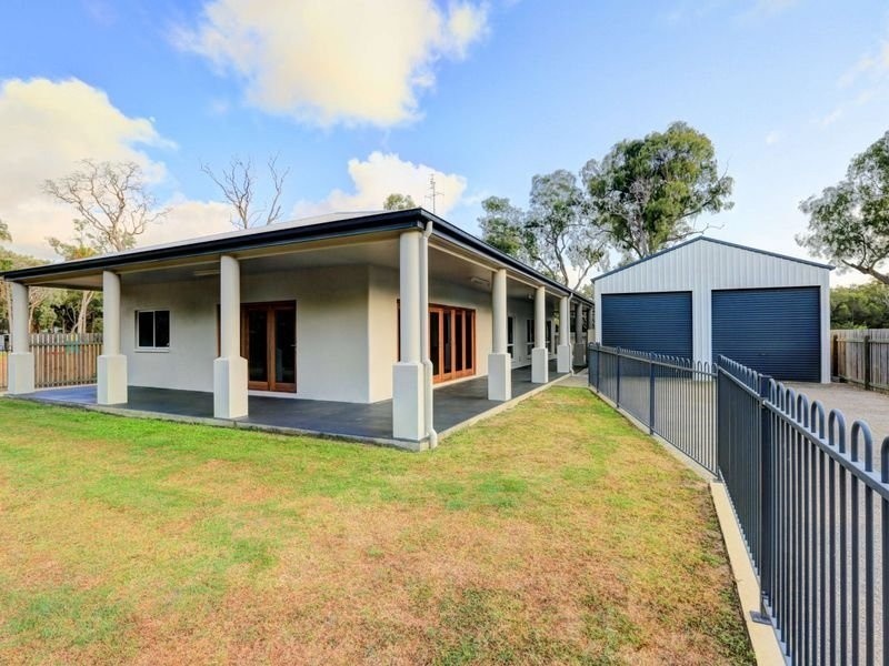 21 Gengers Road, Moore Park Beach QLD 4670