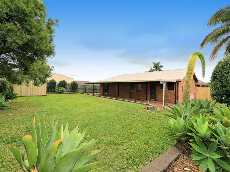 1 Finbay Avenue, Avoca QLD 4670