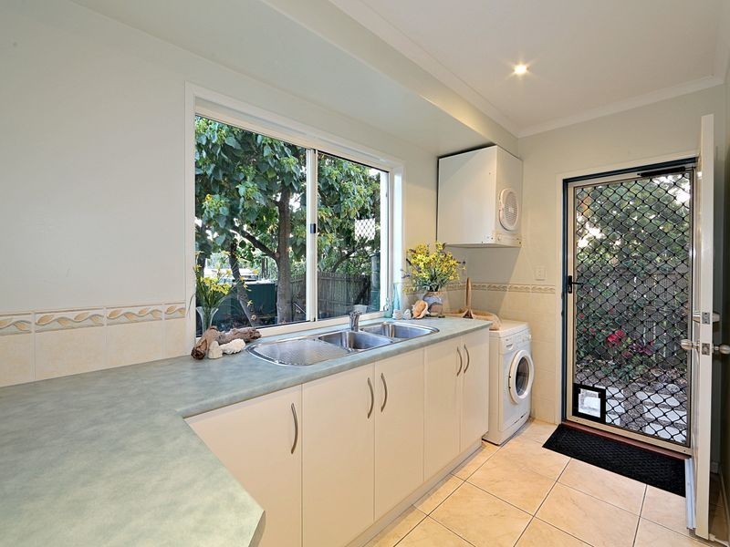 7 Bussey Street, Bargara QLD 4670