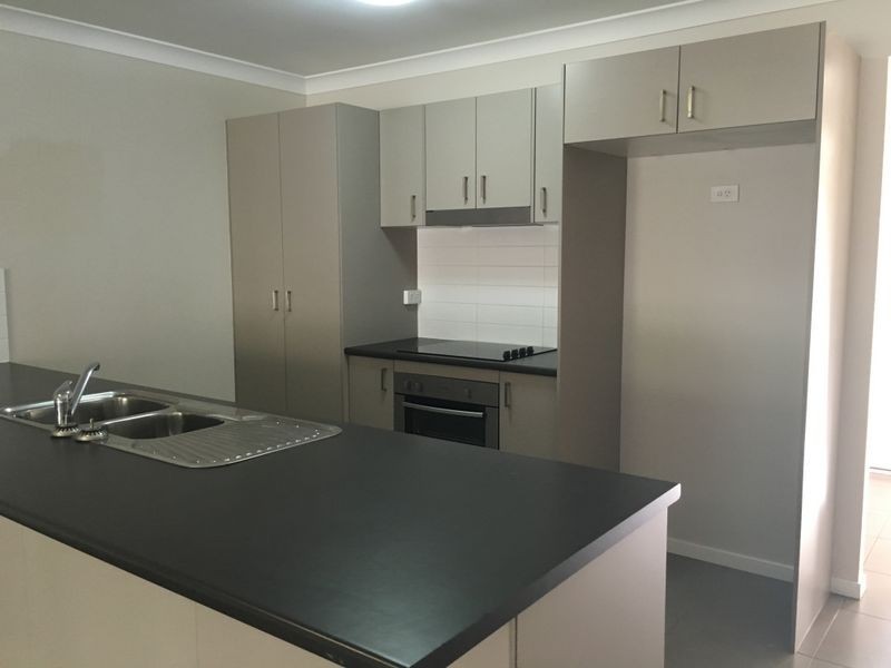 2 Neville Drive, Branyan QLD 4670