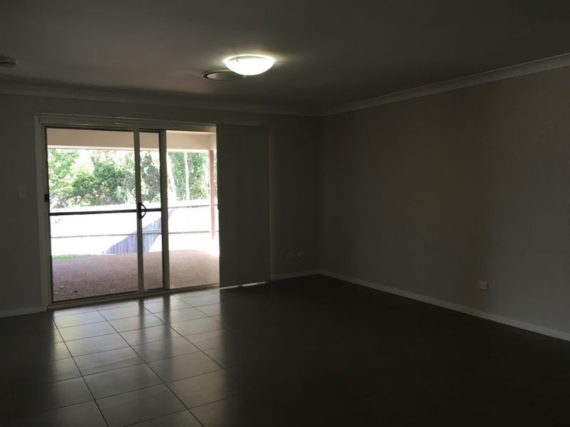 2 Neville Drive, Branyan QLD 4670