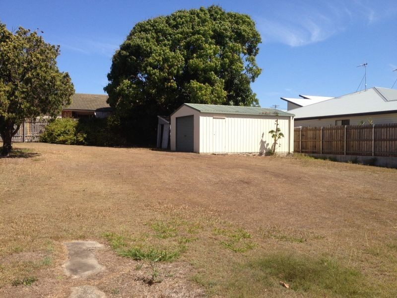 102 Burnett Street, Bundaberg South QLD 4670