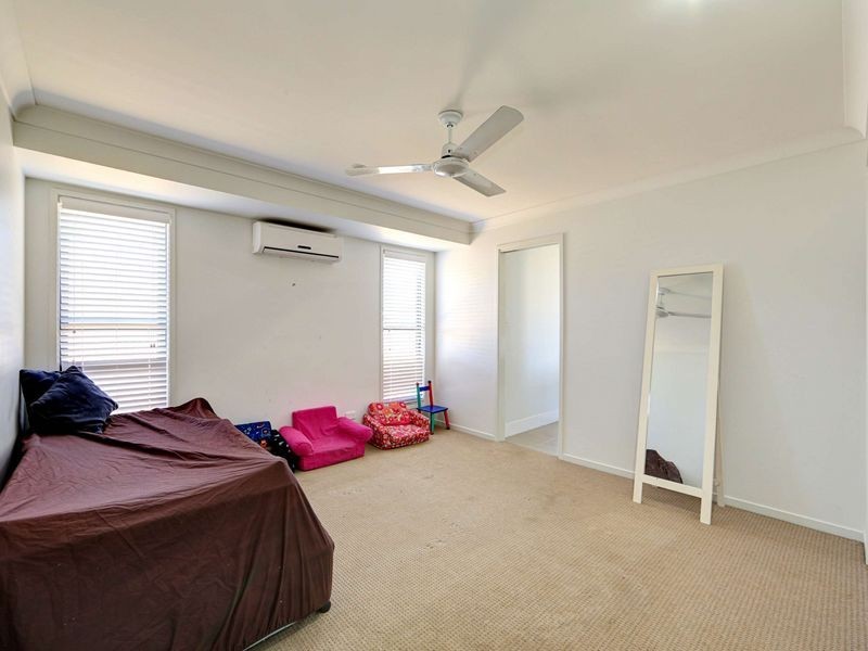 43 Neville Drive, Branyan QLD 4670