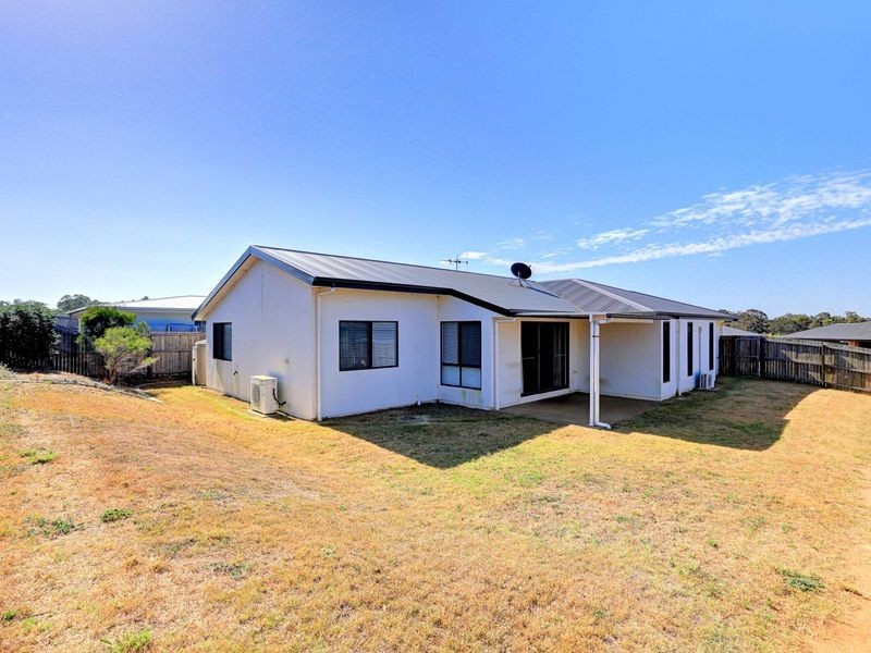 43 Neville Drive, Branyan QLD 4670