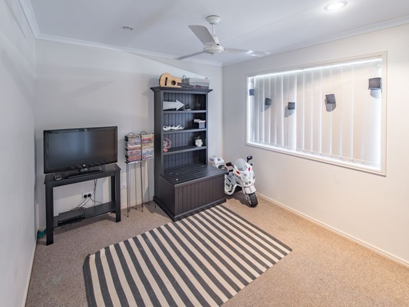 11 Charlotte Court, Kalkie QLD 4670