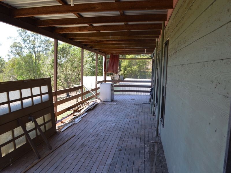 26 Mahes Rd, Booyal QLD 4671