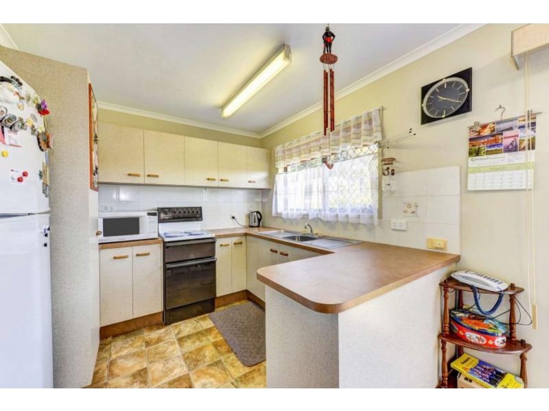 2/1 Central Avenue, Thabeban QLD 4670