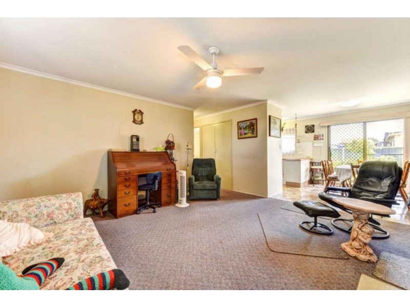 2/1 Central Avenue, Thabeban QLD 4670