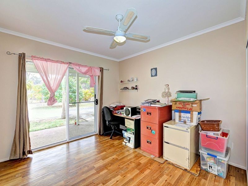 35 Robin Close, Moore Park Beach QLD 4670