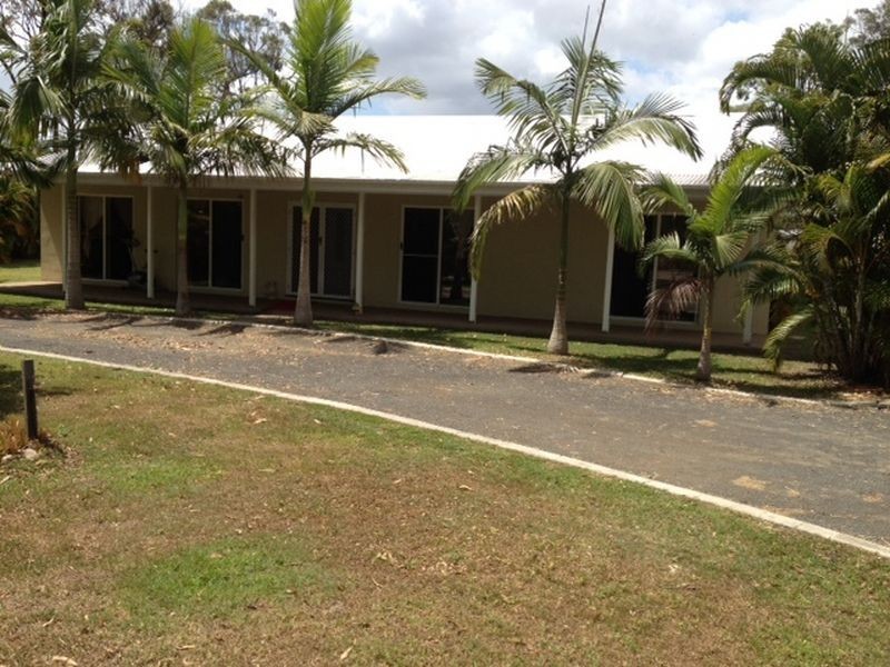 35 Robin Close, Moore Park Beach QLD 4670