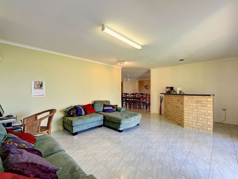 12 Crook Street, Kensington QLD 4670