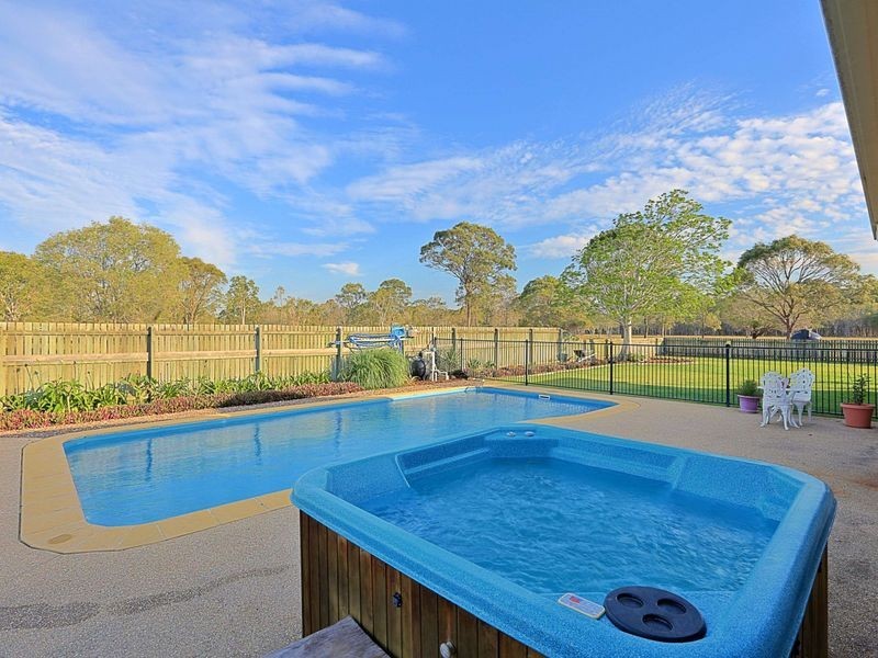 12 Crook Street, Kensington QLD 4670