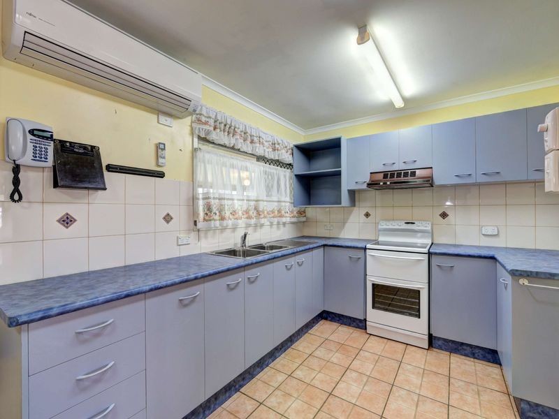 3 Robertson Street, Kepnock QLD 4670