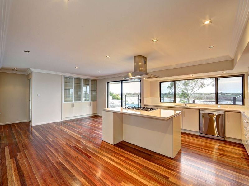 4D Brewer Street, Bundaberg North QLD 4670