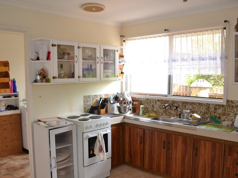 1 & 2/54 Anderson Street, Avenell Heights QLD 4670