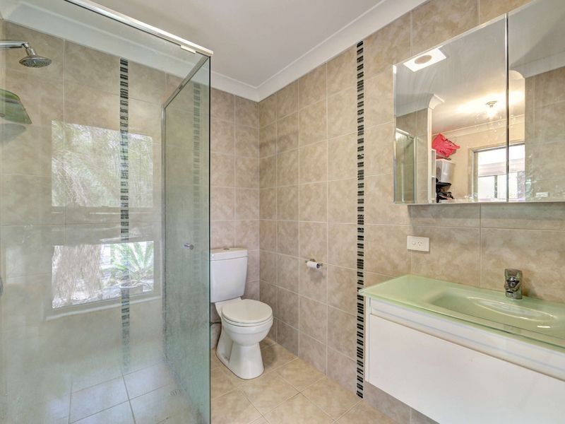 11 Arcadia Drive, Branyan QLD 4670