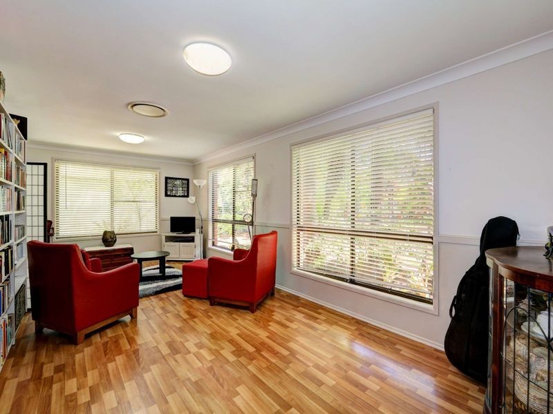 11 Arcadia Drive, Branyan QLD 4670