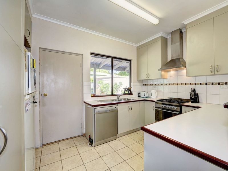 1 Bush Road, Branyan QLD 4670