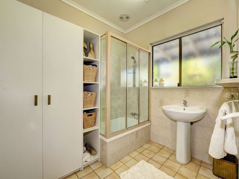 1 Bush Road, Branyan QLD 4670