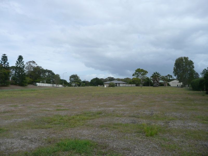 19 Spinnaker Boulevard, Innes Park QLD 4670