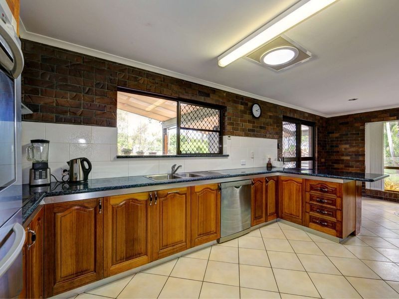 160 Tantitha Road, Gooburrum QLD 4670