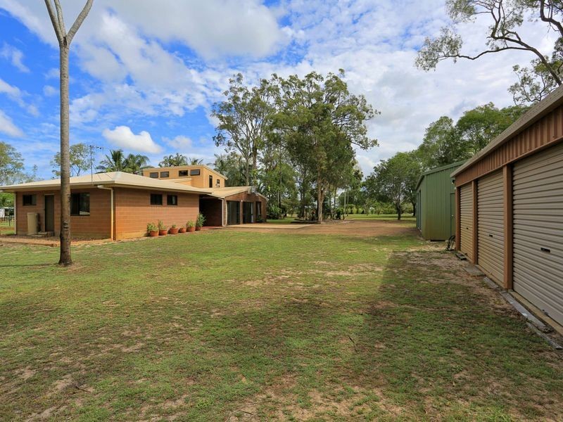 160 Tantitha Road, Gooburrum QLD 4670
