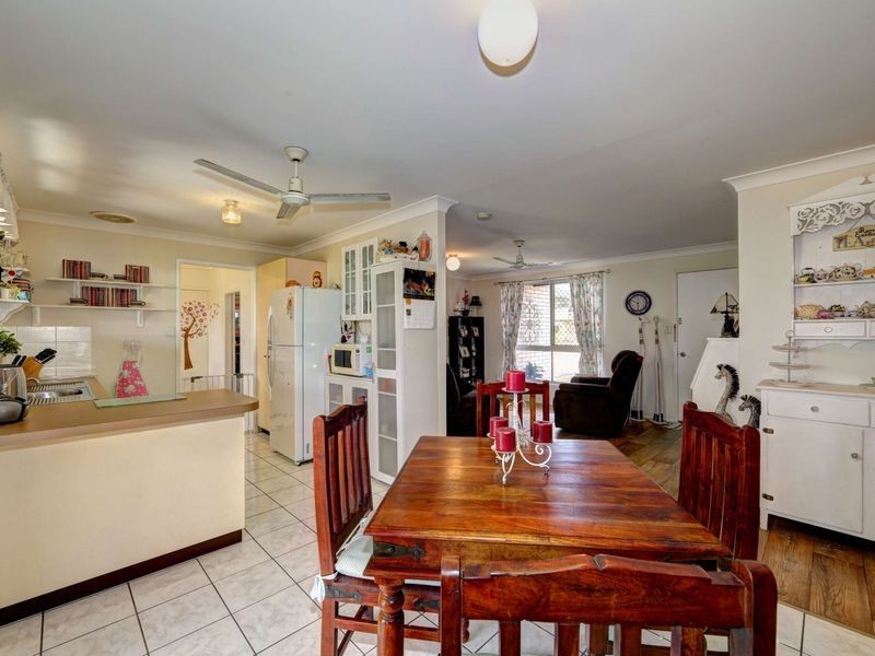 40 Sunset Drive, Thabeban QLD 4670