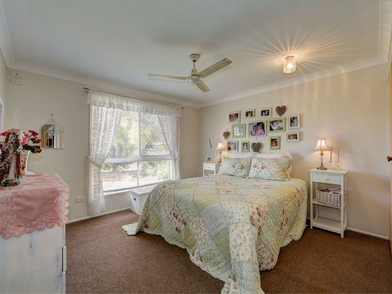 40 Sunset Drive, Thabeban QLD 4670