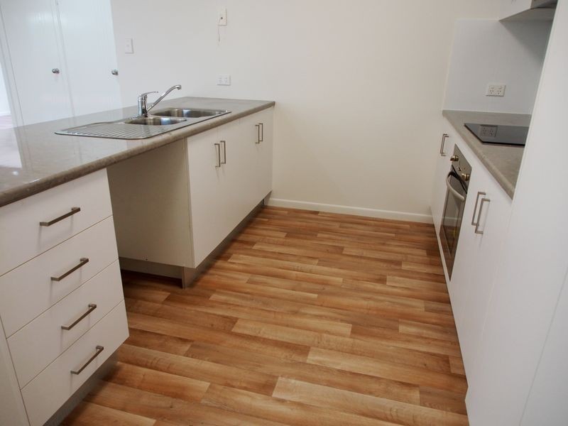 7 Ocean Court, Moore Park Beach QLD 4670