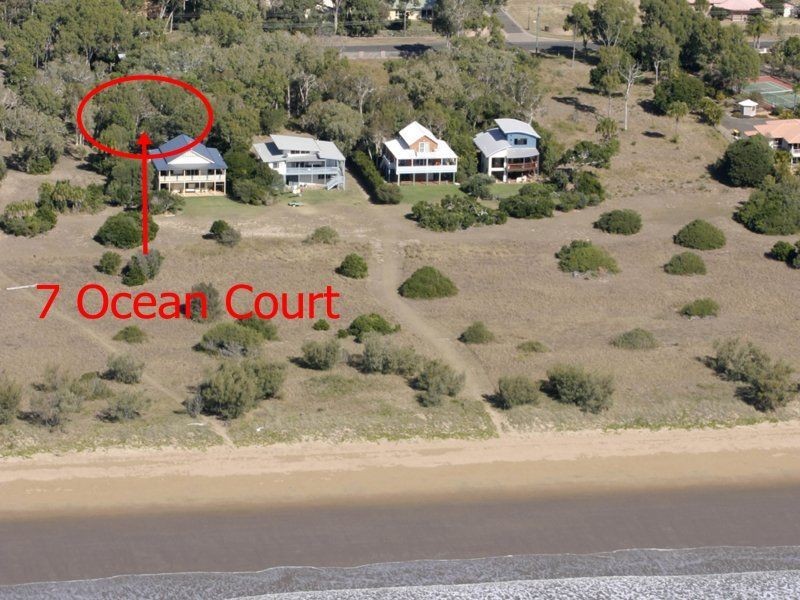 7 Ocean Court, Moore Park Beach QLD 4670