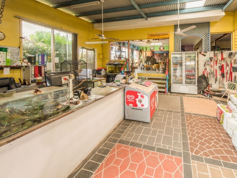 171 Avoca Road, Avoca QLD 4670