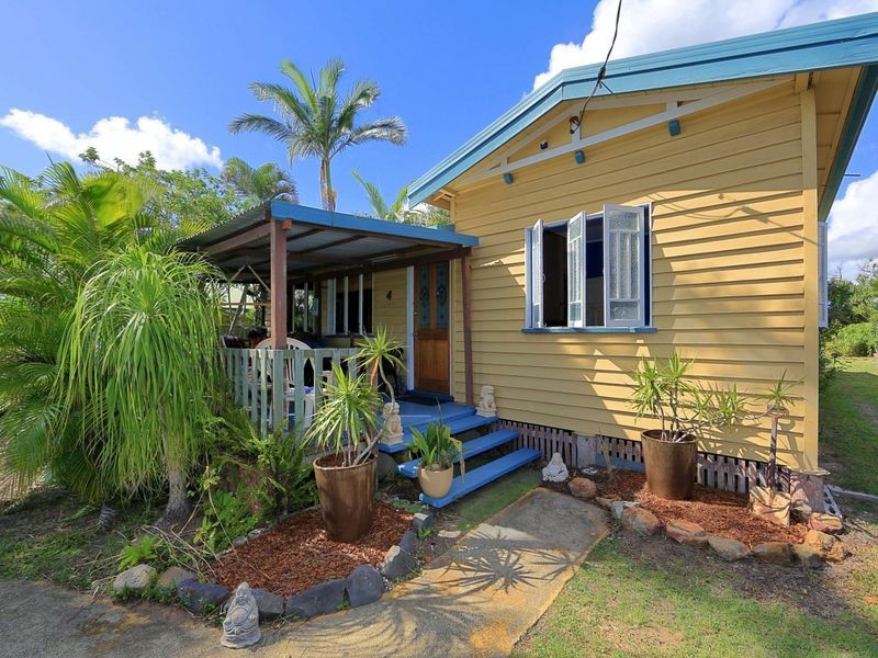 4 Theodore Street, Svensson Heights QLD 4670