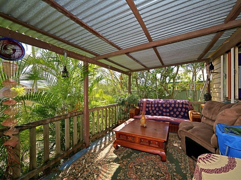 4 Theodore Street, Svensson Heights QLD 4670