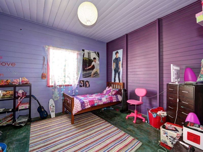 4 Theodore Street, Svensson Heights QLD 4670