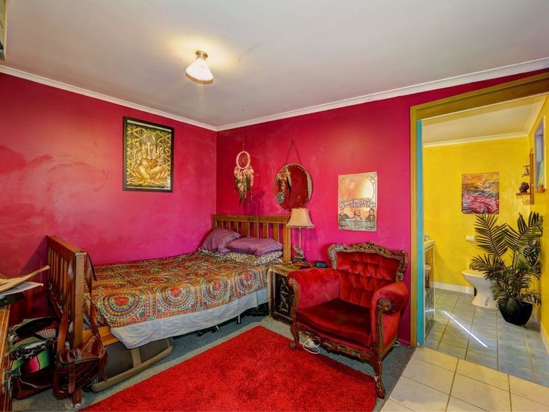 4 Theodore Street, Svensson Heights QLD 4670