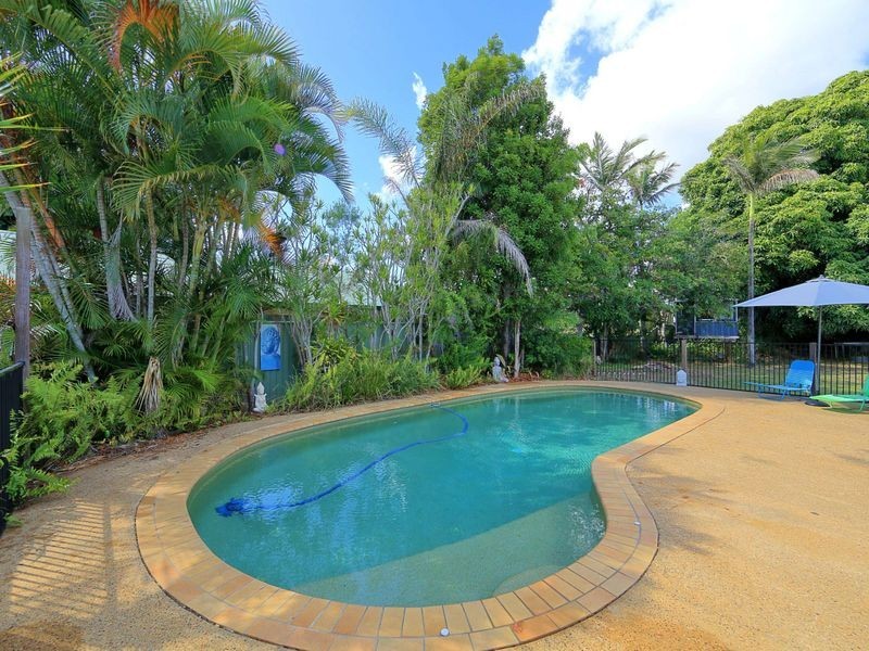 4 Theodore Street, Svensson Heights QLD 4670