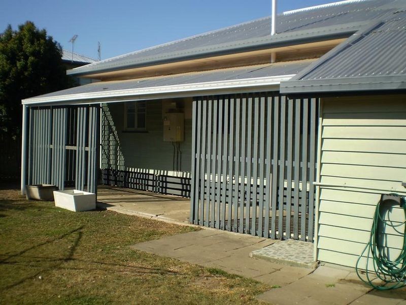 11 Dexter Street, Svensson Heights QLD 4670