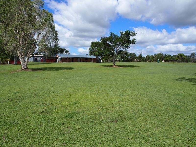 17 Mark Road, Branyan QLD 4670